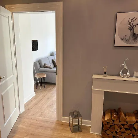 Apartment Am *